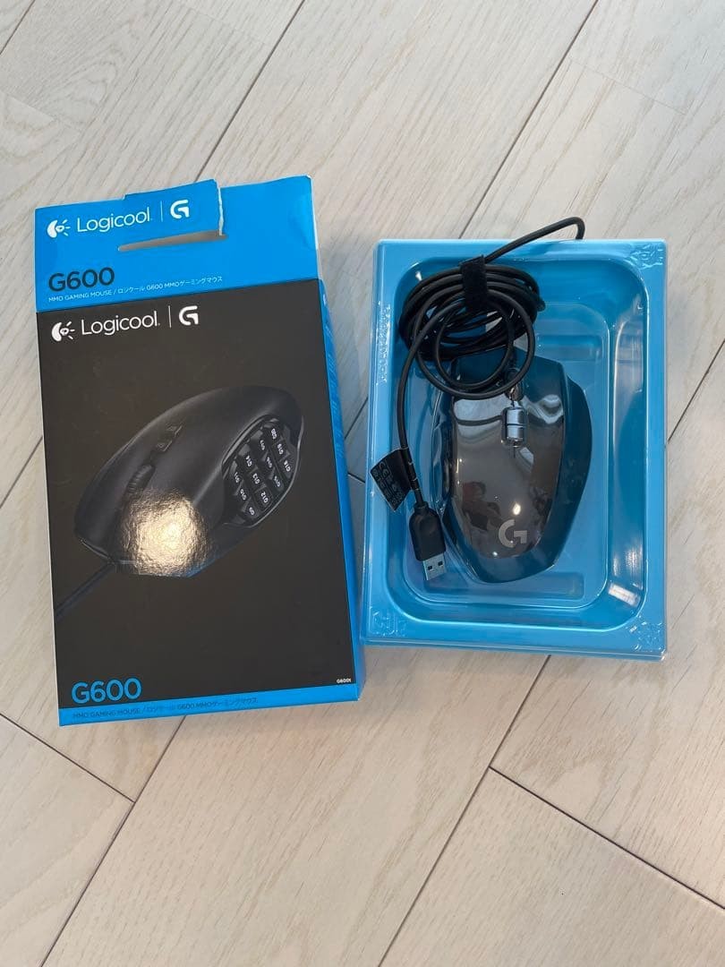 Logitech G600 MMO Gaming Mouse 12-Button RGB USB Wired