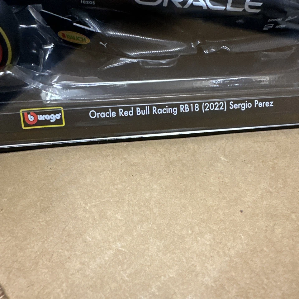 Bburago 1:24 Nuevo 2022 F1 Racing RB18 11# Pérez Red Bull Oracle Fórmula Uno Foto 3 de 4