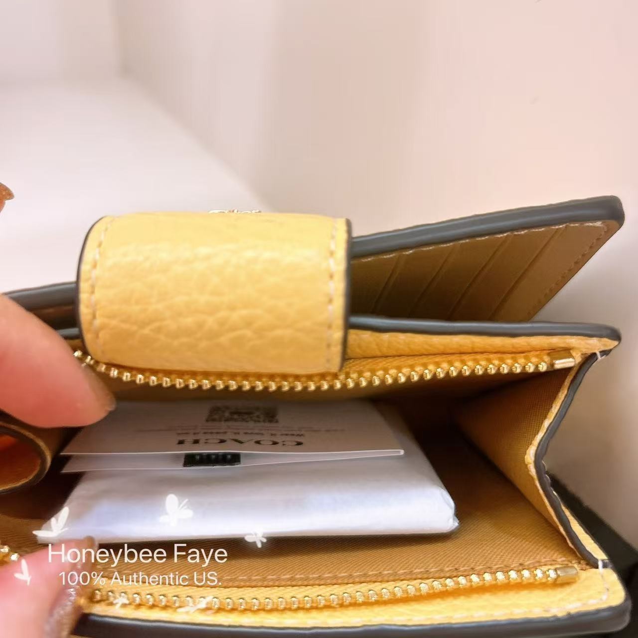 NWT Coach Medium Corner Zip Wallet CBO41/CBO32/6390