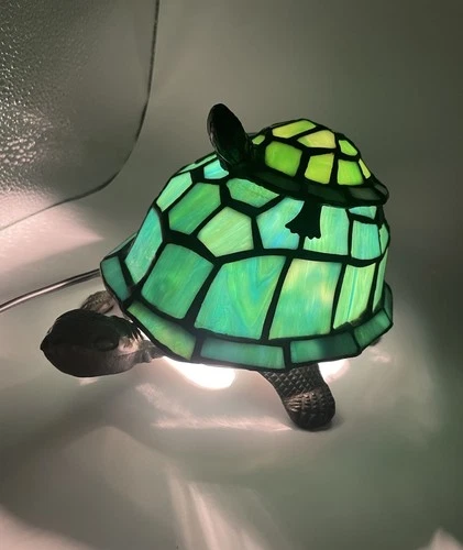 Double Turtle Tiffany Style Stained Glass Accent Lamp Stacked Tortoises Vtg