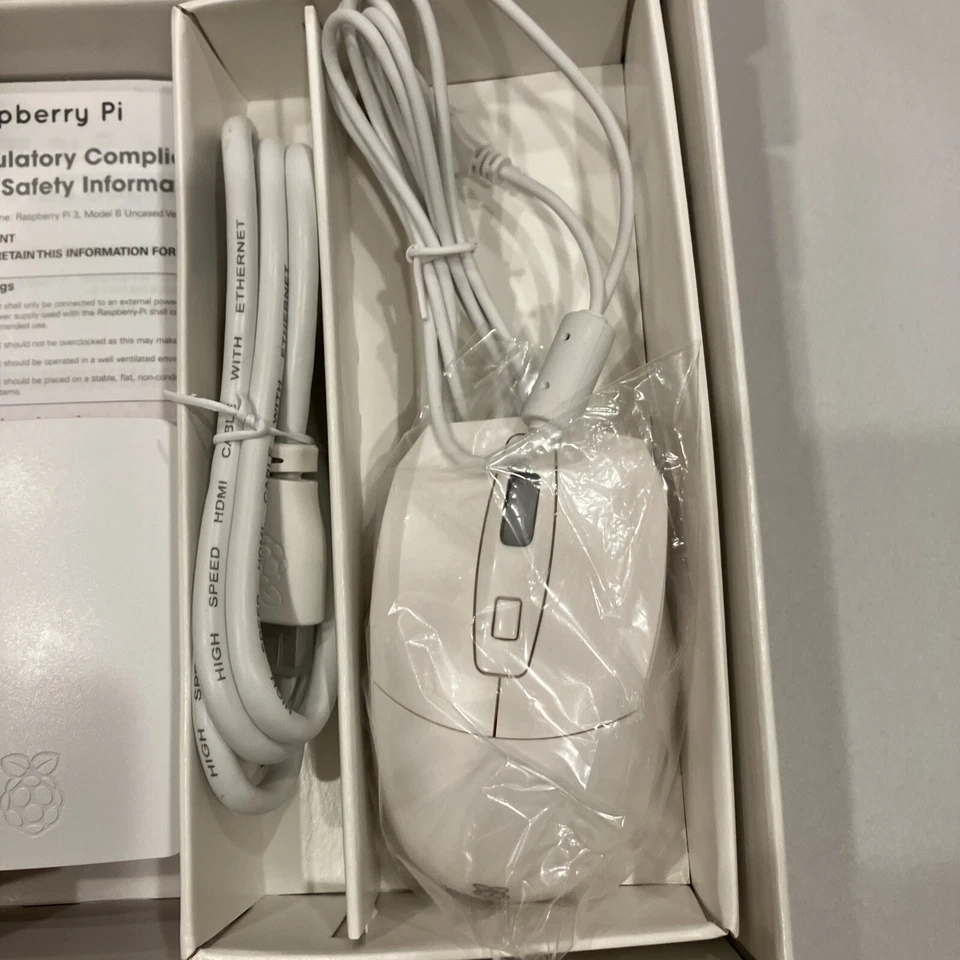 NEW Raspberry Pi 3 Starter Kit Keyboard & Mouse Included 896-8119 - Image 2 of 4