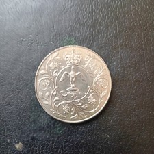 1977 Queen Elizabeth II Jubilee Crown Coin 1977 In Good Collectible Condition.
