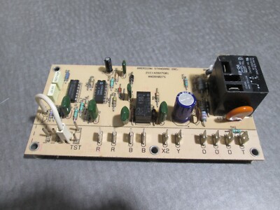 TRANE CNT01642 Defrost Control BOARD NEW OLDER STOCK FREE SHIPPING 0648-1345400