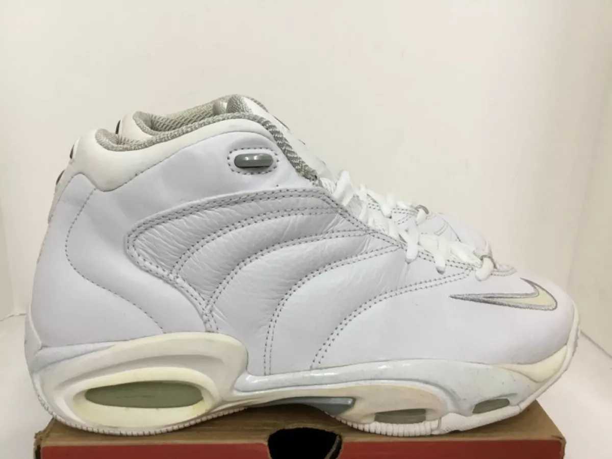 nike air holistic