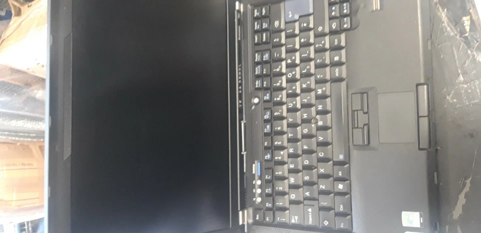 Lenovo THINKPAD T61 14 " Laptop HDD 2GB RAM - Immagine 2 di 4
