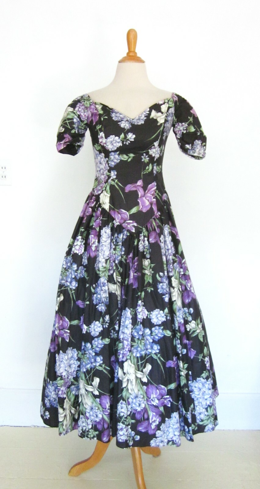 Vintage Loralie Original Floral Party Dress XS Fit & … Gem