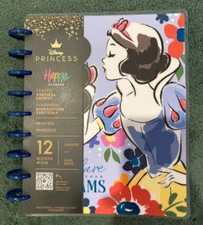 Disney Happy Planner Undated Snow White Dreams Classic Vertical Layout (7" x 9")