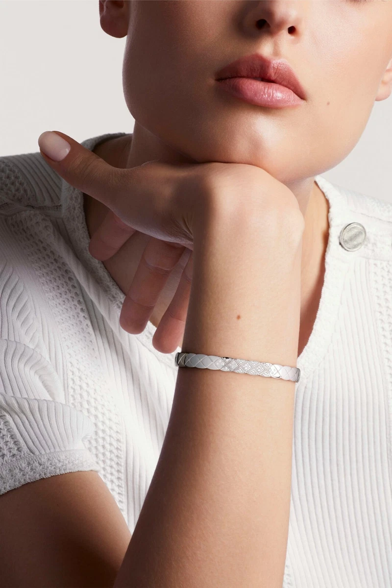 Crushed diamond bracelet deals