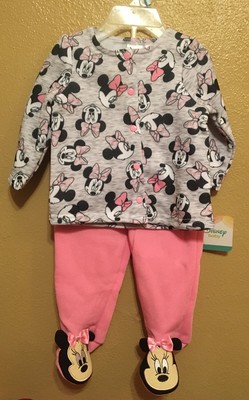 2 piece pajamas with feet