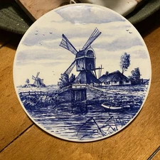 Vintage Delft Blauw Made In Holland Hand Painted Wall Hanging 6” Blue & White