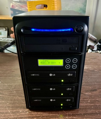 #ad LG Pro Duplicator 1 to 3 DVD CD 4 drive Burner Tower Excellent Condition WORKS $134.95