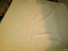 VINTABGE SOFT YELLOW CLOTH BABY BLANKET