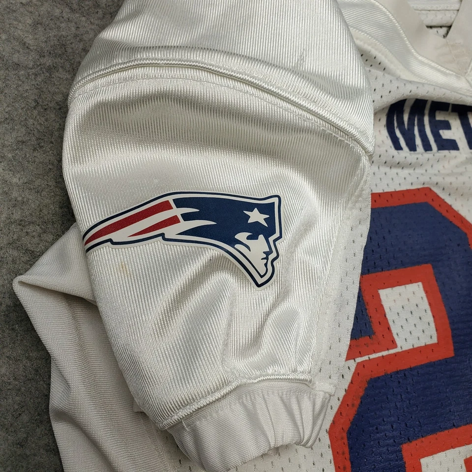 Under Armour Jersey Youth Size Large White/Blue/Red Metro Marouk #28 - Image 4 of 4