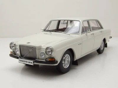 Volvo 164 1970 weiß Modellauto 1:18 Triple9 - Bild 1 von 4