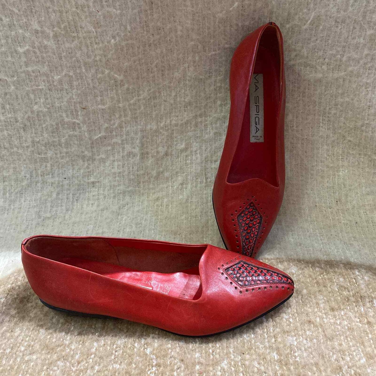 via spiga dress shoes UEC shoes. Size 6.5 Leather upper Size:6'9