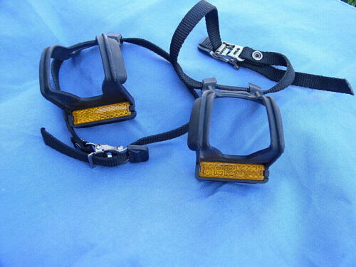 SCHWINN BICYCLE TOE CLIPS - PEDAL STRAPS FOR Model 700C Trail Way Bike - Picture 3 of 4