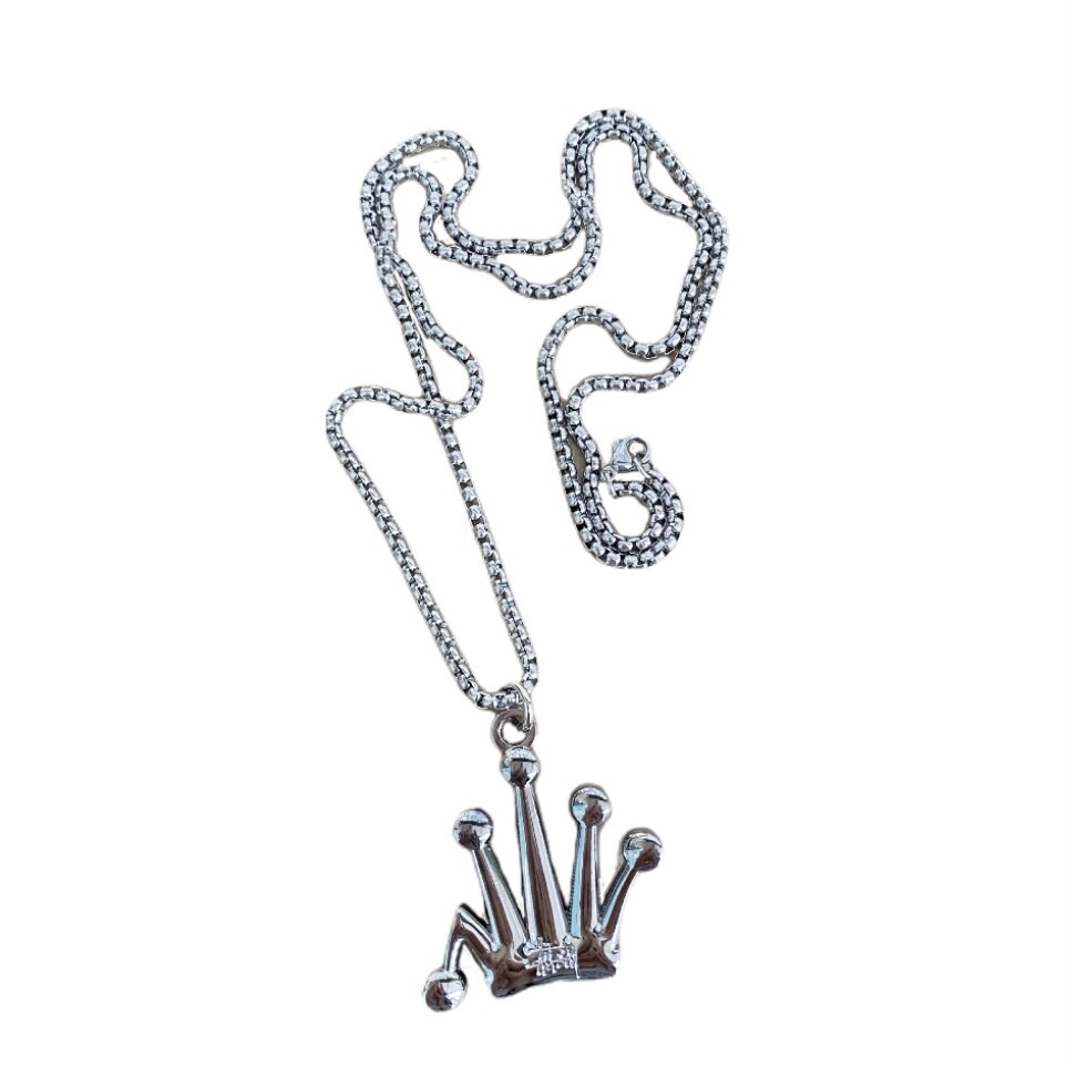 Stussy Metal Bent Crown Pendant Necklace Accessories Pendant Stussy Metal Bent Crown Pendant Necklace Accessories Pendant