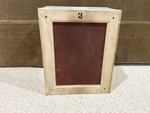 Vintage WOOD BARBER CABINET/MEDICAL CABINET - ESTATE FIND - Picture 6 of 7