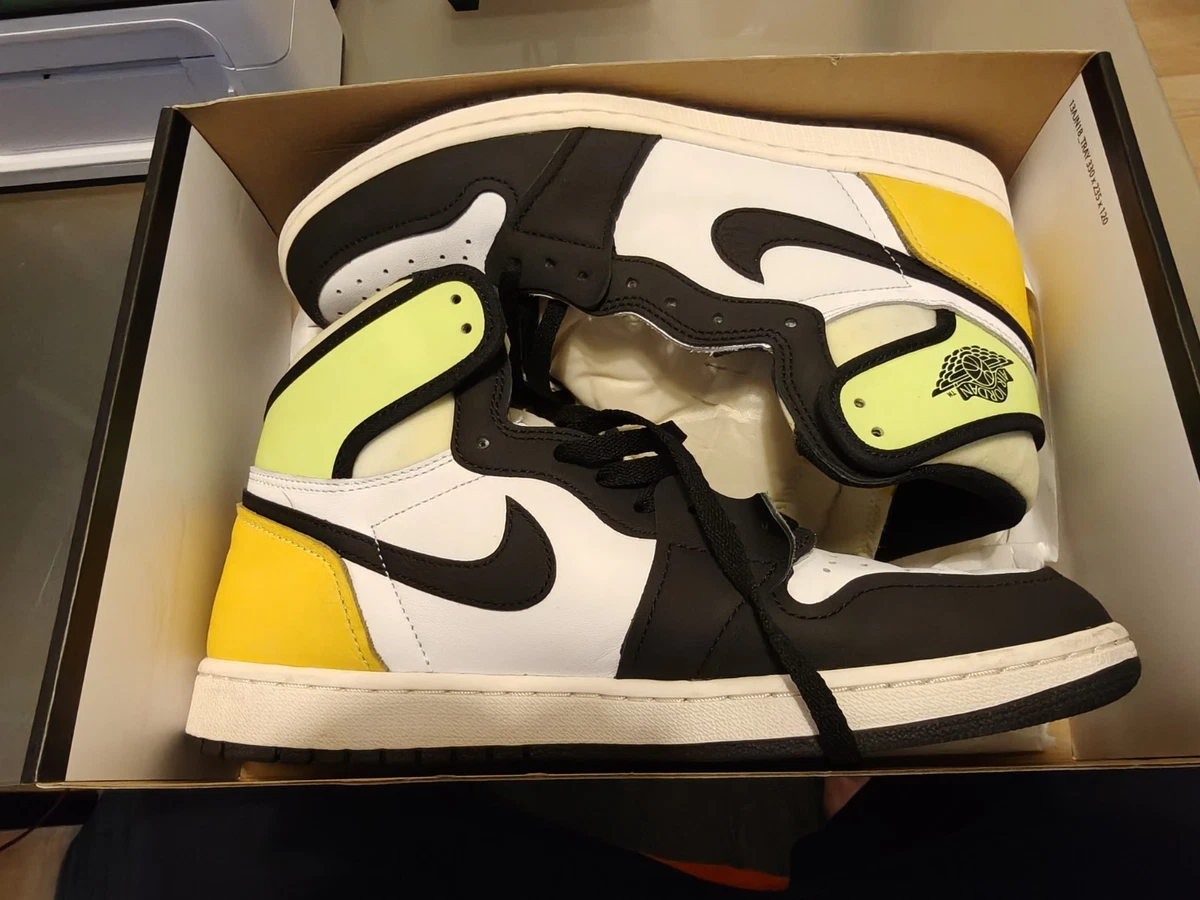 Jordan 1 Retro High OG Volt for Sale | Authenticity Guaranteed | eBay