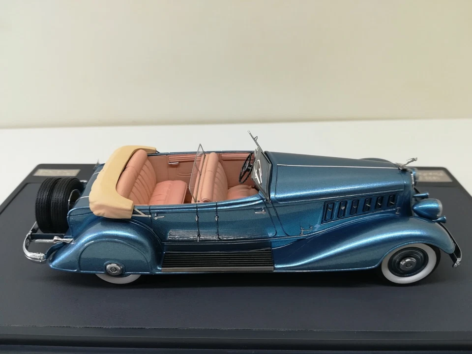 CHRYSLER Imperial Custom 5 passengers Phaeton - 1933 - LIM. ED. 1:43 MATRIX - Immagine 3 di 4