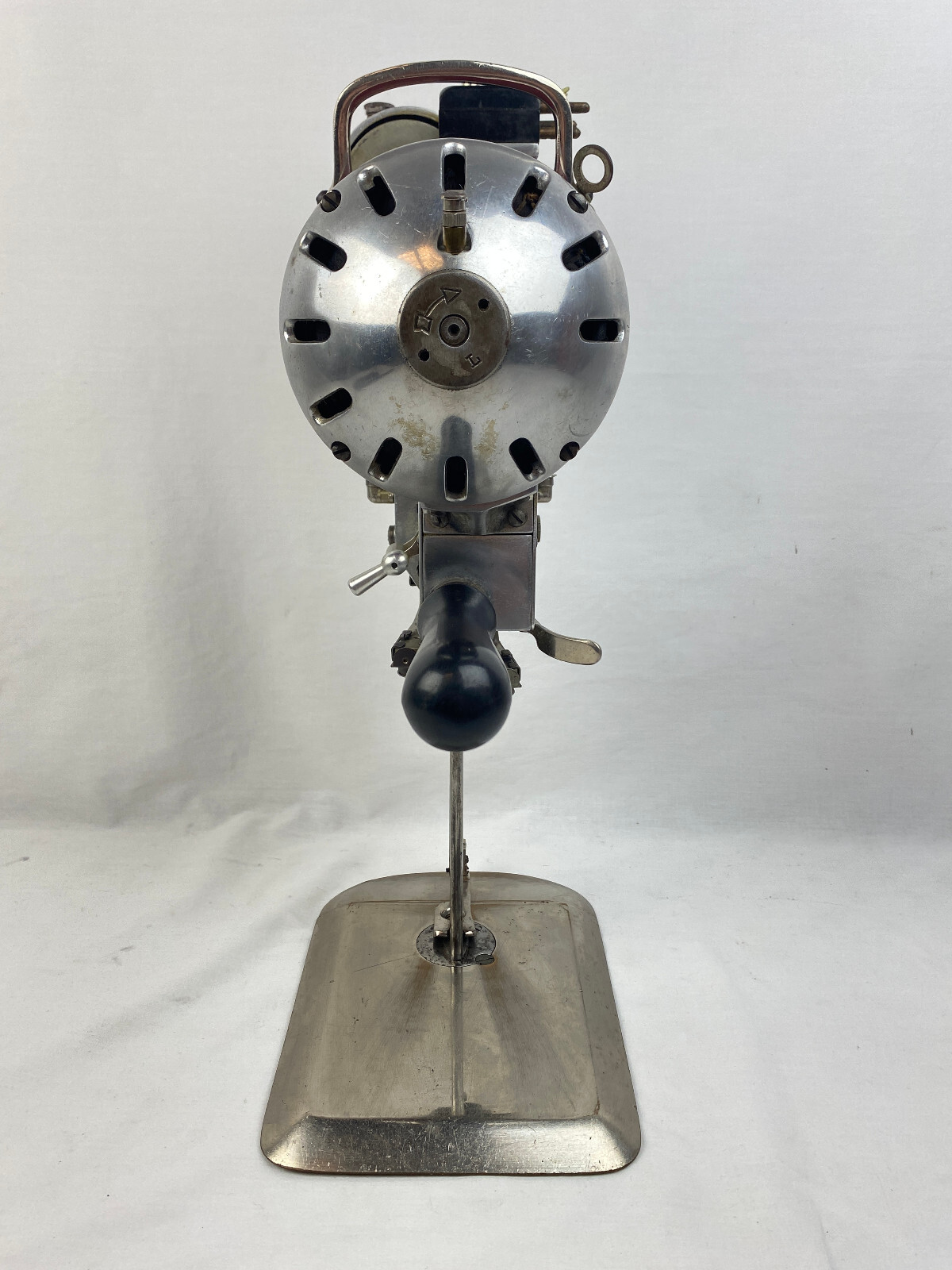 VTG Eastman Machine Class 551 Straight Knife Industrial Upholstery Cutter READ