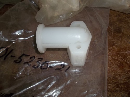 Nuovo collettore a gomito scarico pompa a membrana Wilden PVDF # 01-5230-21, K96 - Foto 4 di 4