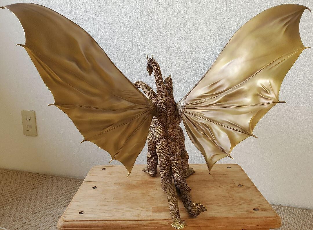 X-PLUS King Ghidorah 1964 Battle Ver. Figure TOHO Daikaiju Series