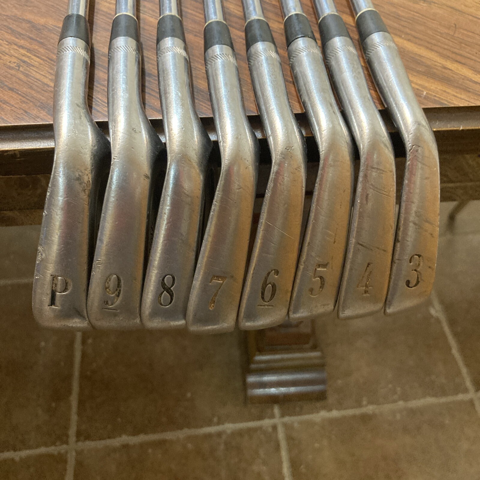 Titleist DCI 990 Iron Set 39 + PW RH FCM 6.0 Rifle Steel Shafts Re
