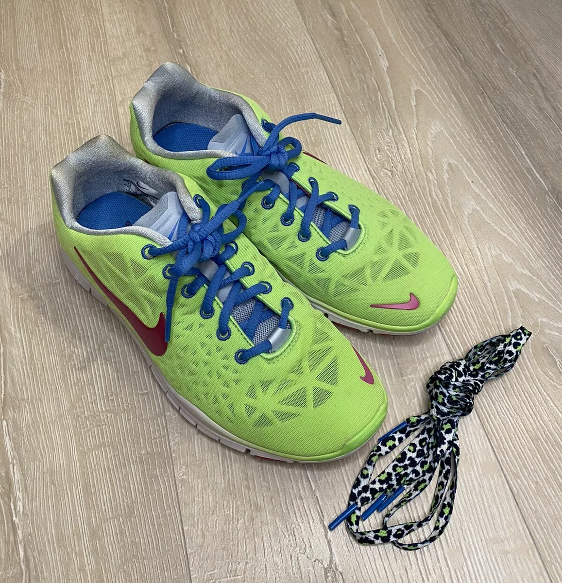 Running in nike free tr top