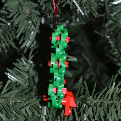 New Genuine LEGO Christmas Ornament Wreath with Instructions - Picture 4 of 5