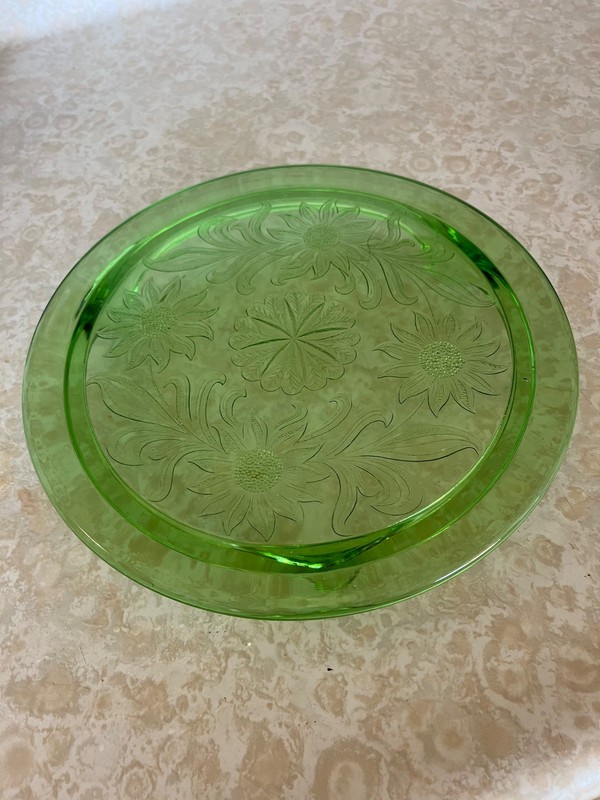 Vtg Jeanette Green Depression Uranium Glass Sunflower 3 Legged  Cake Plate, j33