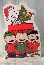 Peanuts Snoopy Carolers Christmas Holiday Hanging Wood Decor New (HH/833)