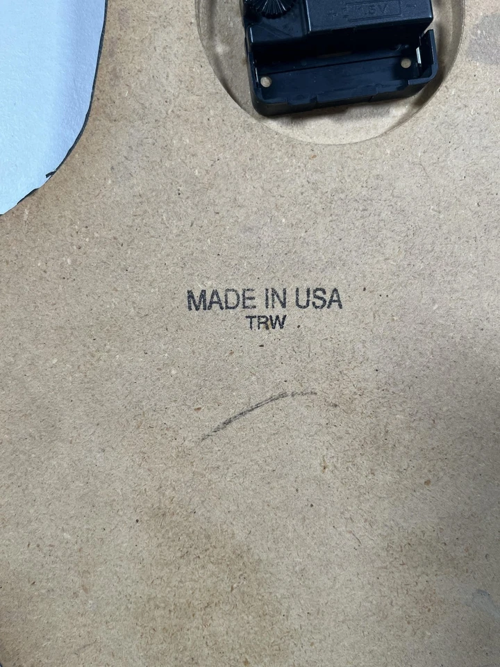 Vintage Wolf Arrowhead Wall Clock Rustic Cabin Decor Wildlife Made in USA VTG - Image 3 of 4