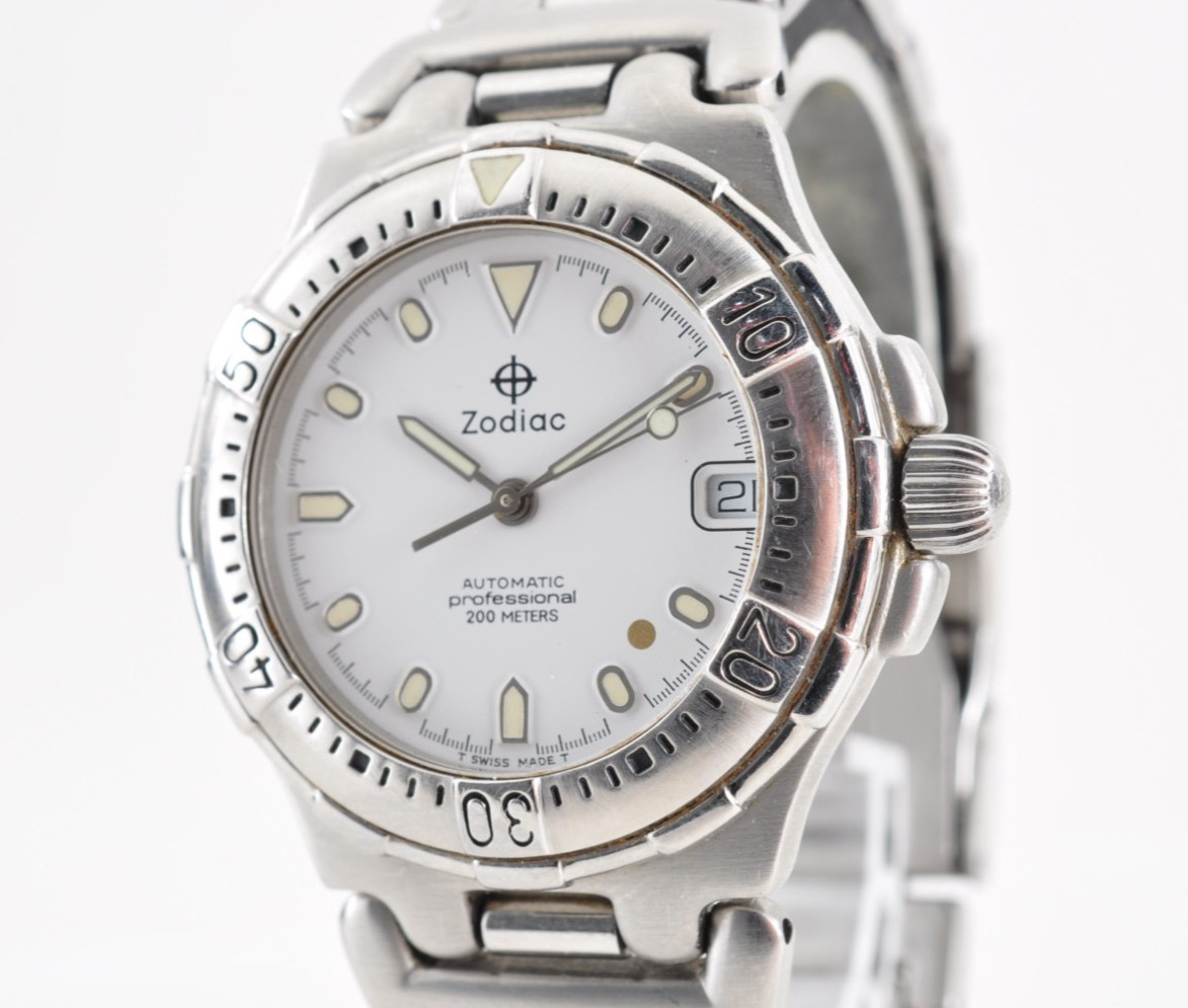 Reloj de buceo Zodiac Professional 200M automático 313,45,32 puntos dorados -funcionando- 35 mm