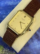 ACCUTRON 7261-P2 SWISS MADE V8 6 JEWELS RUNS 100% 2480.10 C-8489 A BEAUTY INDEED