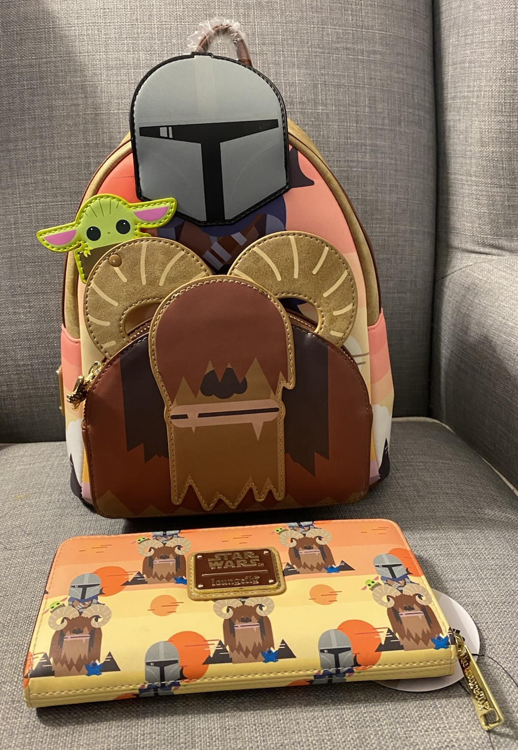 NWT Loungefly Star Wars The Mandalorian Bantha Ride Mini 
