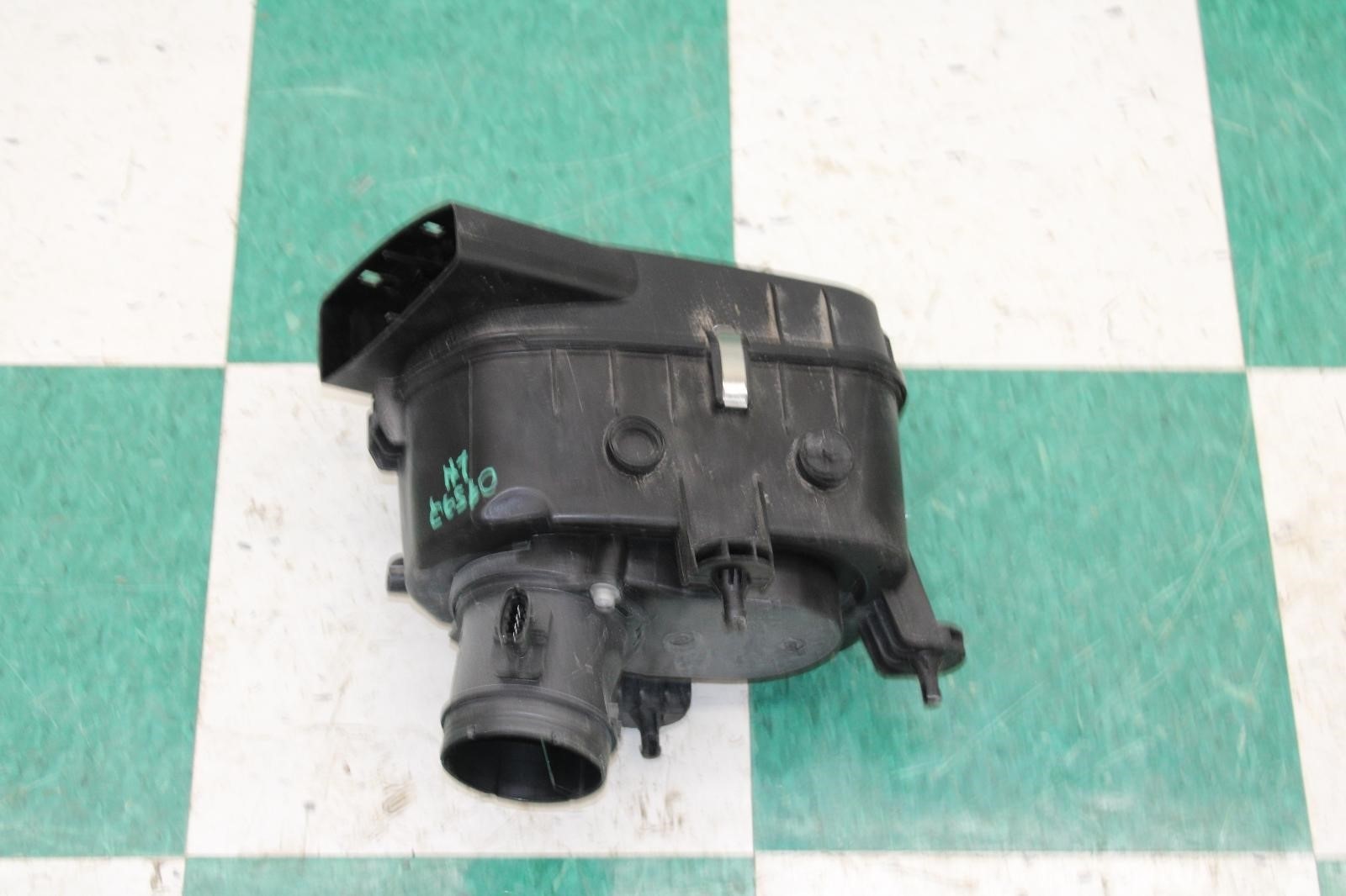 14-20 Ghibli 3.0L Engine Driver Side Left LH Intake Air Cleaner Box Housing OEM