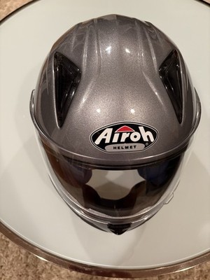 AIROH  VALOR Full Face Motorcycle Helmet Gray Size Small - Excellent Condition