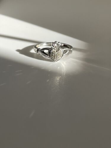Sterling Silver 925 Diamond Irish Claddagh Ring Si