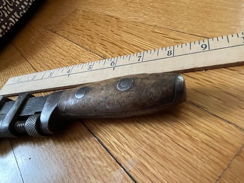 vintage 1896 P.S. & W. (Pexto) Adjustable 9" monkey Pipe Wrench Southington CT - Picture 4 of 16