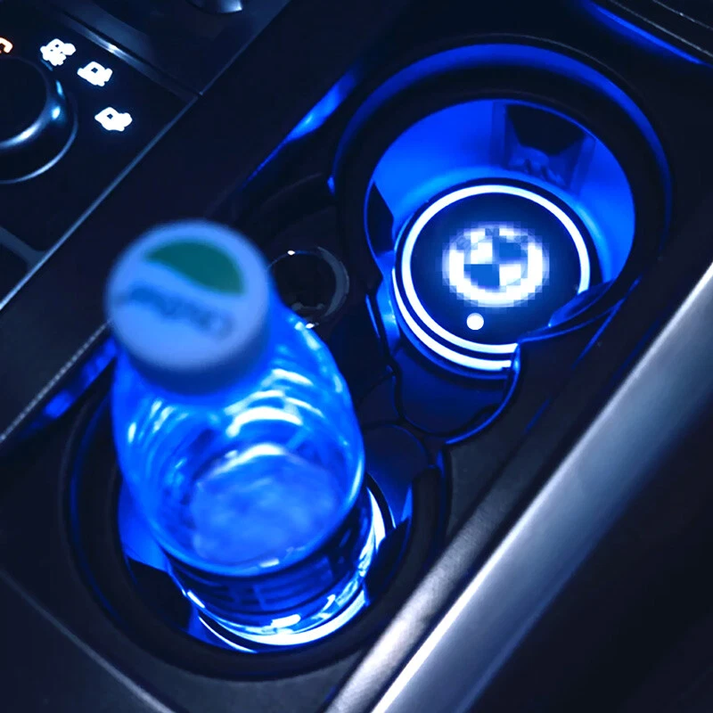 Portabotellas LED de 7 colores para coche alfombrilla posavasos almohadilla luces de atmósfera lámpara decoración Foto 3 de 4