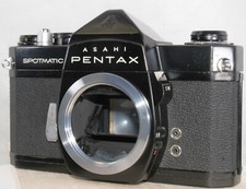 Pentax SP body black-model s/n:4314213 Note the camera top Exc From Japan