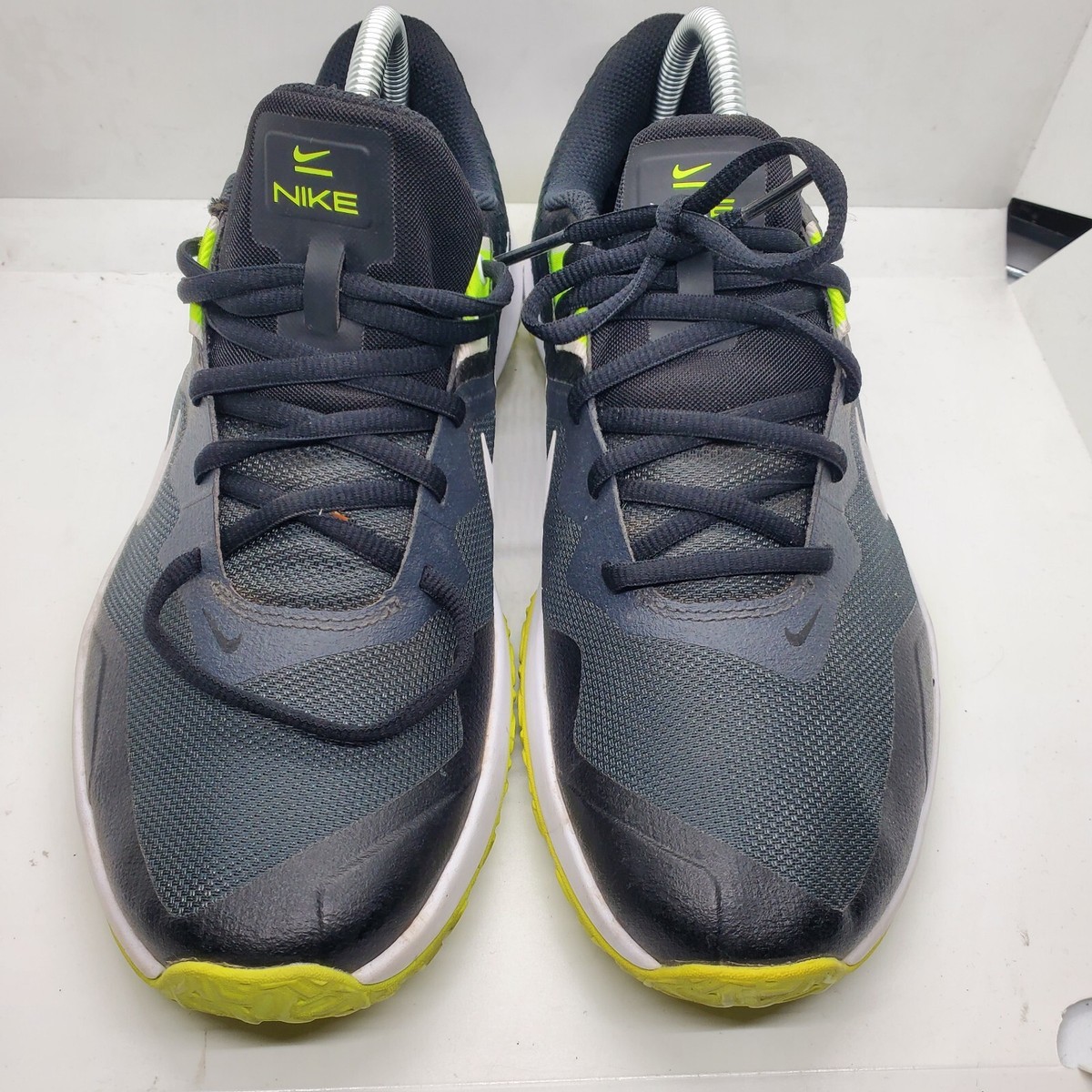 nike varsity compete tr 3 Black And Green Men display picture 1