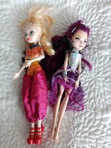 Ever After High Dolls x2 bundle Raven Queen and Apple White