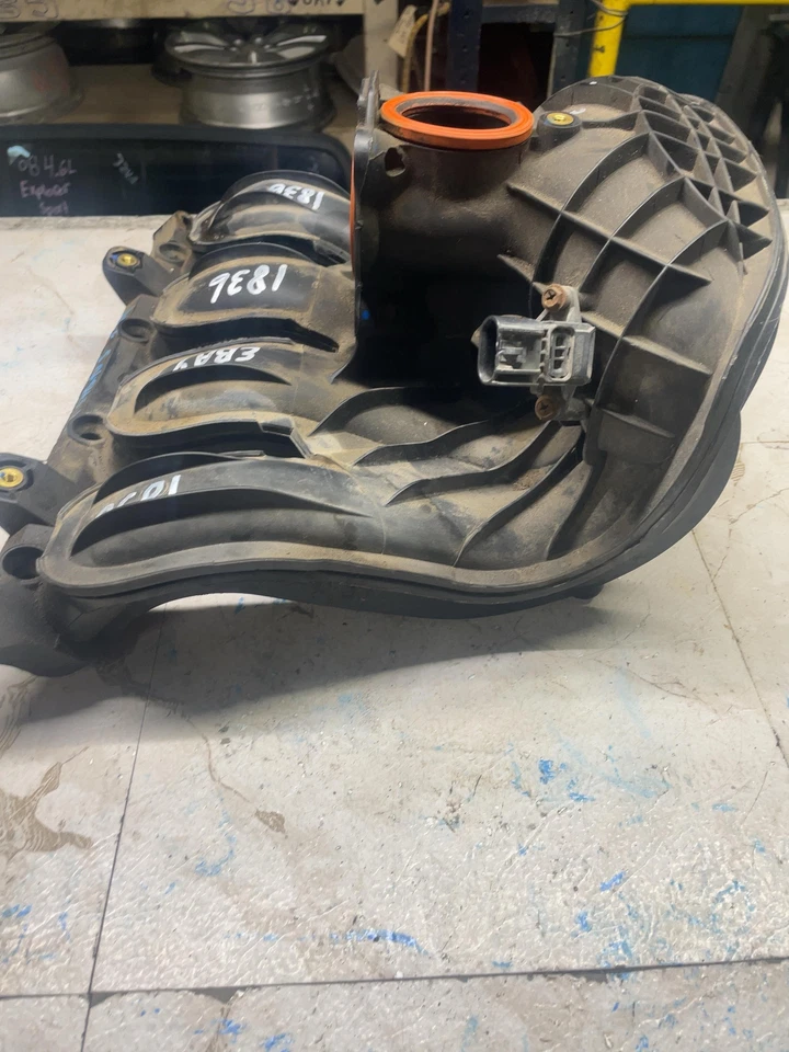 Colector de admisión Dodge Stratus 03-06 2003-2006 SEBRING 2,4 L OEM Foto 4 de 4