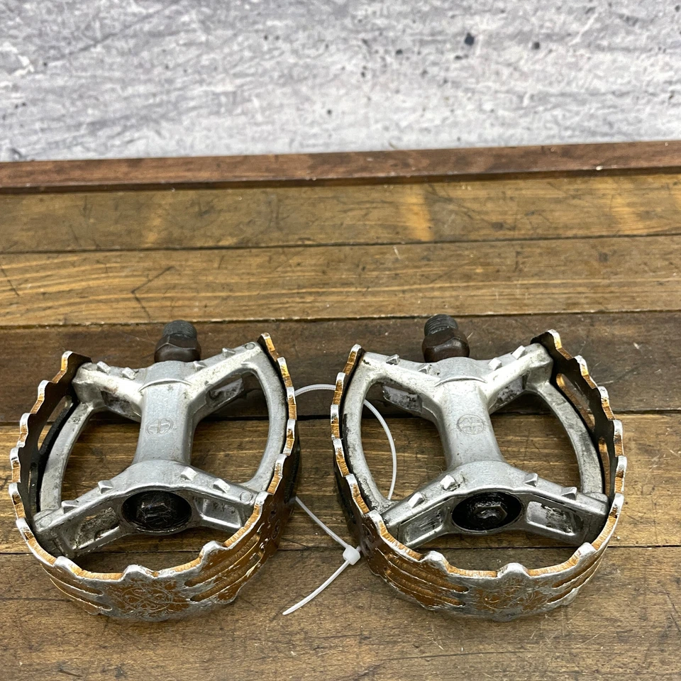 Pedales Mongoose ATB VP-747 9/16 pulgadas Old School BMX Bear Trap bronce 3 piezas OG Fade Foto 4 de 4