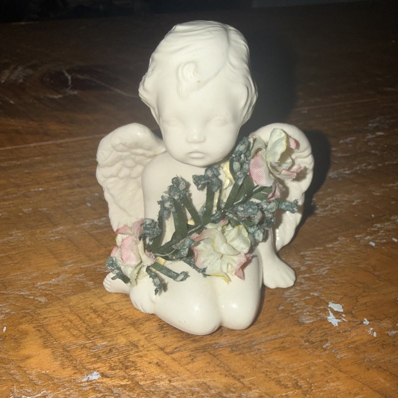 VTG Cherub Boy Angel Figurine Holding Flowers Norcrest Fine Bisque Made In Japan