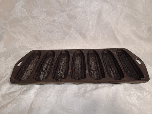 Cast Iron Cornbread Pan Made in USA 7 Stick 13" Vintage Unbranded H1 - Picture 8 of 8