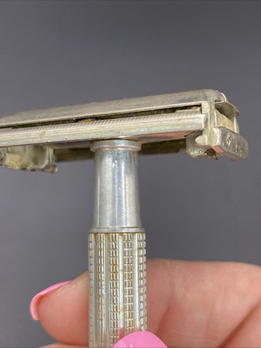 VINTAGE 2 GILLETTE ADJUSTABLE SAFETY RAZORS - Imagen 10 de 12