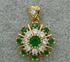 3 Ct Round Cut Simulated Emerald Women's Elegant Pendant 14k Yellow Gold Plated